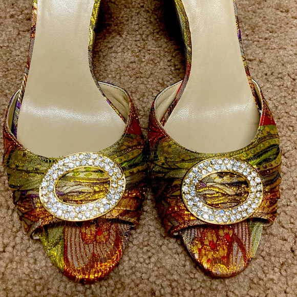 Elegant Evening Shoe by Pelle Moda - Picture 3 of 8